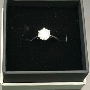 D Luxury 925 Sterling Silver 2ctw Moissanite Ring Size 9 Round Solitaire Design